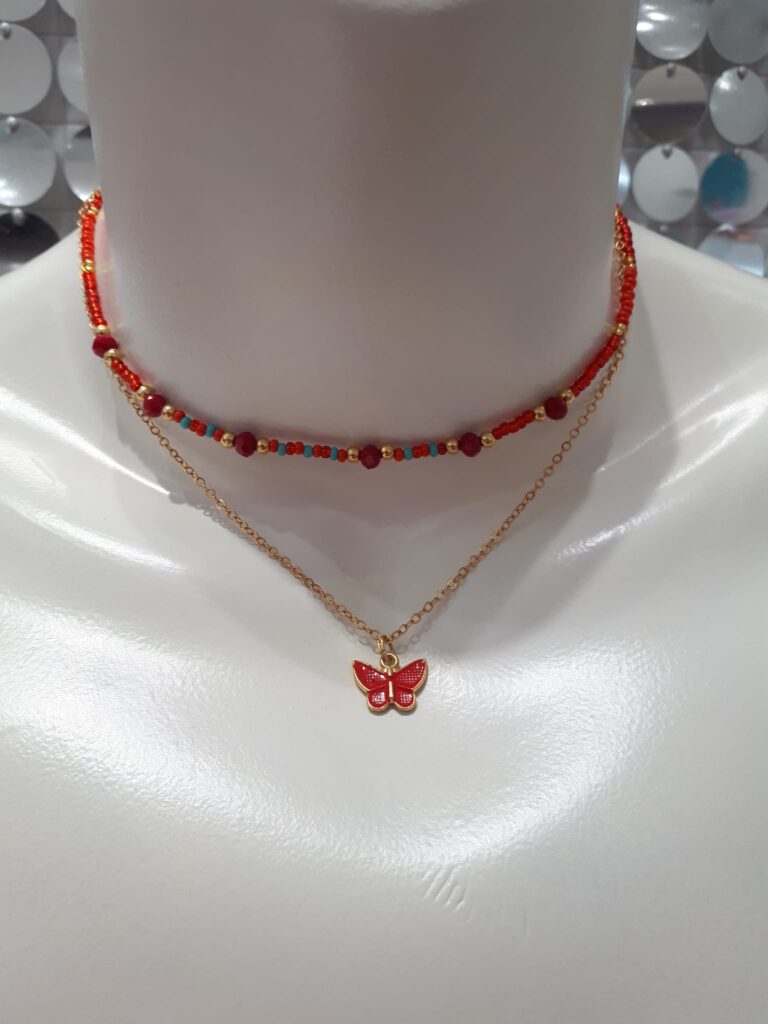 Collier couleur Or Perles de Résine multicolores Acier Inoxydable Qui résiste à l’eau sans changer de couleur Ne procure pas d’allergie Longueur 40 cms + 5 cms de rallonge