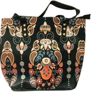 Le_sac_Naomi._Quebec__Canadá-removebg-preview